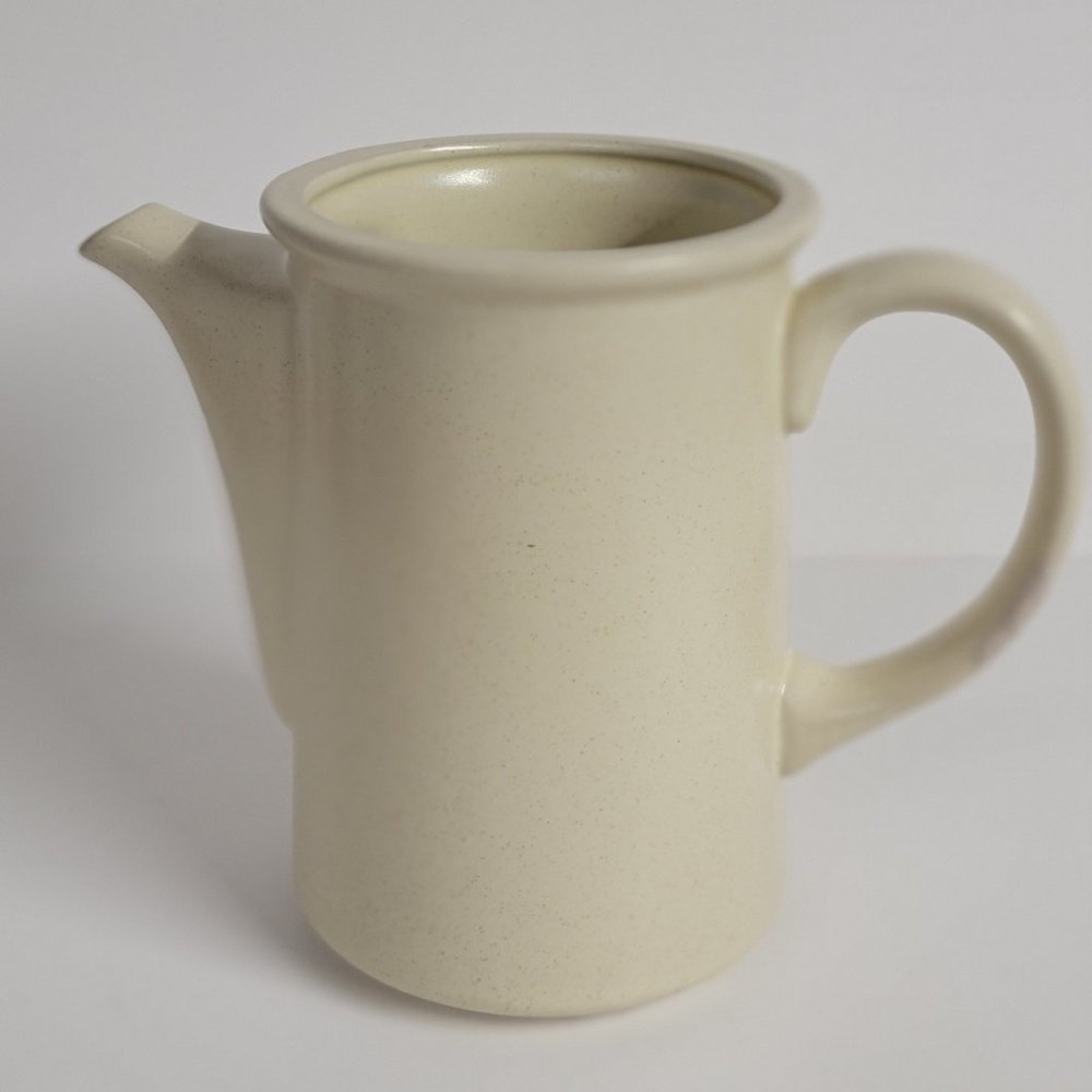 Hearthside Garden Festival Cream Beige Specks Stoneware Made Japan Teapot no Lid